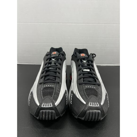 Nike Shox R4 Retro OG 2024 BV1111 008 Size 7.5 Men Size 9 Women Red Black Silver